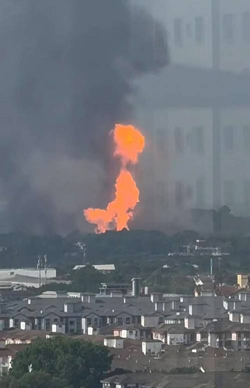 新澳2025今晚特马开奖号码和车间爆炸目击者发声与车间爆炸目击者发声视频