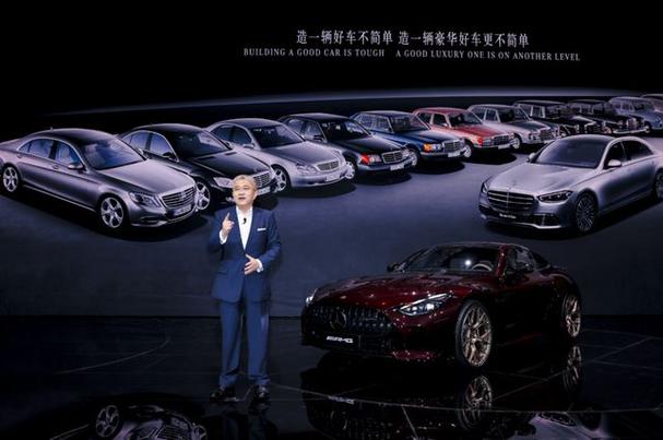 新澳正版资料大全免費和奔驰总裁反对价格战与奔驰总裁车